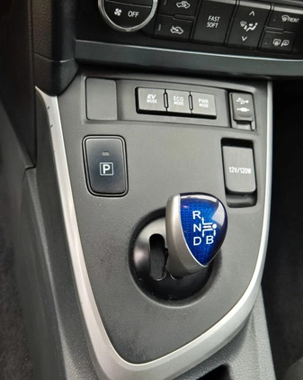 Toyota Auris cena 24900 przebieg: 279811, rok produkcji 2013 z Krotoszyn małe 154